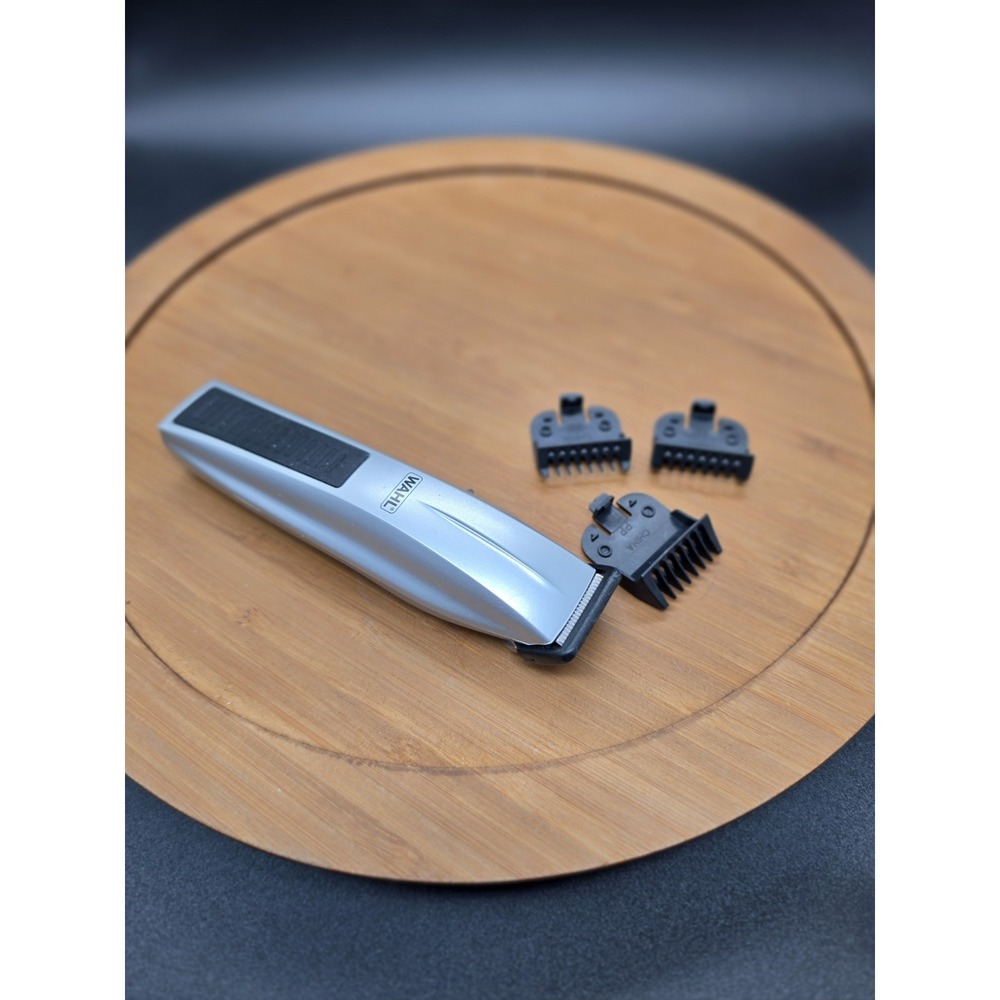 Wahl 5537-4301 Cordless Battery Operated Mustache And Beard Trimmer